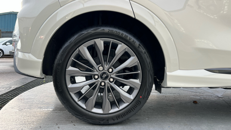 Ford Puma 1.0 EcoBoost Hybrid mHEV Sound Edition 5dr Petrol Hatchback